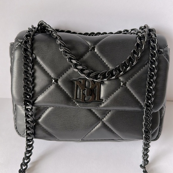 NWT BADGLEY MISCHKA Black Studded Quilted Chain Strap Shoulder Bag - Picture 1 of 11